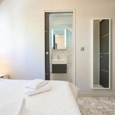 Apartment 2-bedroom Pointe Croisette Peaceful Walk To The