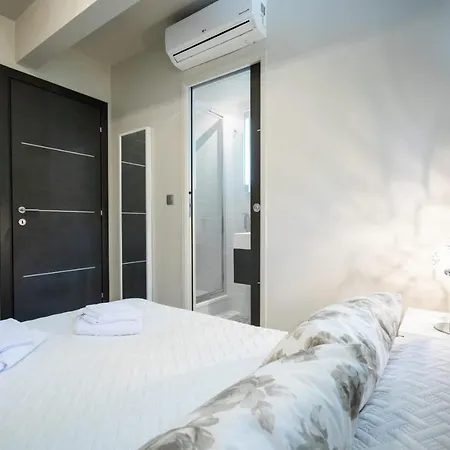 2-bedroom Pointe Croisette Peaceful Walk To The