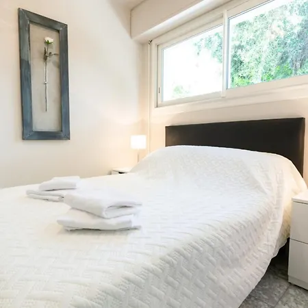 2-bedroom Pointe Croisette Peaceful Walk To The Апартаменты Канны